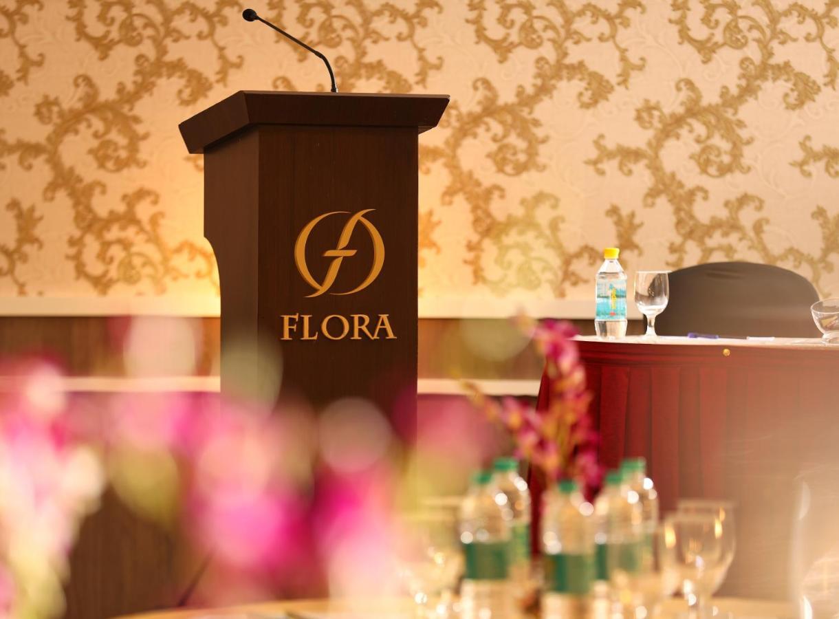 Flora Charishma Residency Aluva Hotel Kochi Eksteriør billede